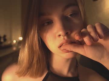 webcam girl bibi_it_is image #2021996