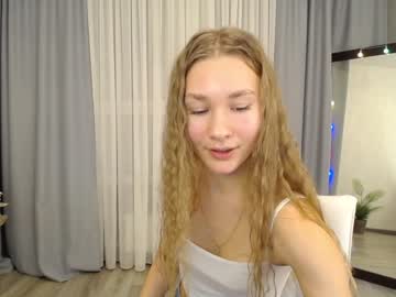 webcam girl teonasafina__ image #3549495