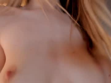 webcam girl crystalreves image #1764469