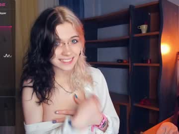 webcam girl deliaderrick image #6577473