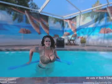 webcam girl zensual_essence image #6971552