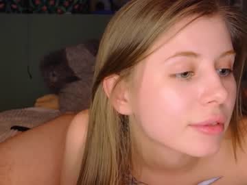 webcam couple tear_you_apart image #6673629
