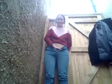 webcam girl eatmypie69 image #6318243