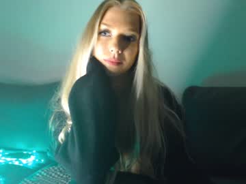 webcam girl pervyblonde image #1042213