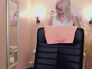 webcam girl andrea_white_here image #3253062