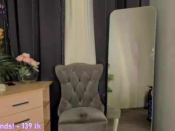 webcam girl jennifer_shy_ image #9418618