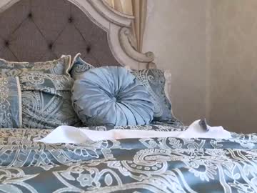 webcam girl littlegreekflower image #6219737