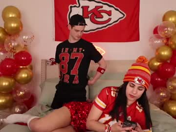webcam couple ari_lovexo image #8800154