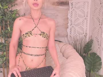 webcam girl yourmidnightcoffee image #2344647