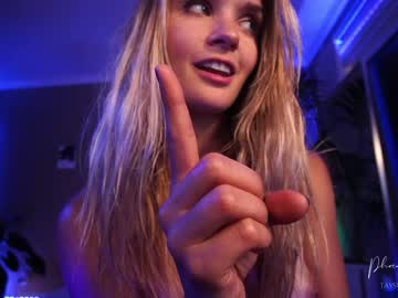 webcam girl phoenix_taylor image #12403