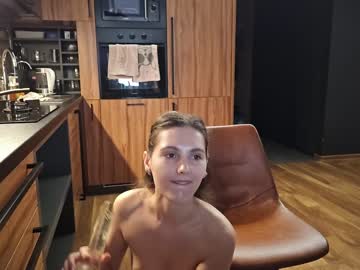 webcam girl fit_family image #5723617