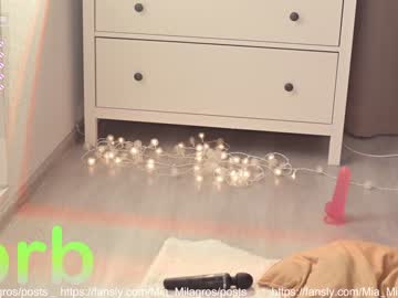 webcam girl mia_milagros image #2634420