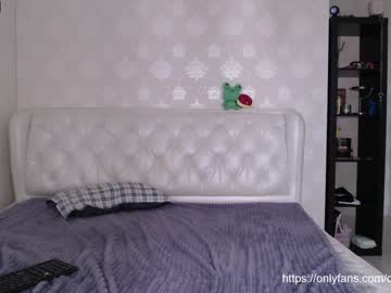 webcam girl _mllymoore_ image #2282296