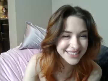 webcam girl milkywhiiite image #2339051