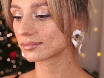 webcam girl artease image #8517868