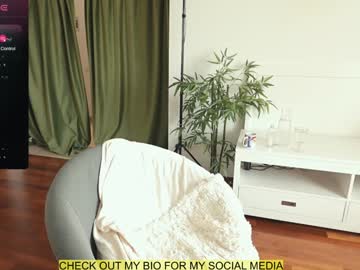 webcam girl venus_in_jeans image #7534317