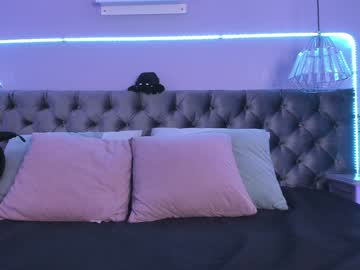 webcam girl naomii_soto image #8278617