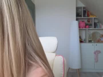 webcam girl brilliantvictoria image #8690364