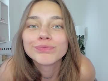 webcam girl jennifer_ewans image #7805424