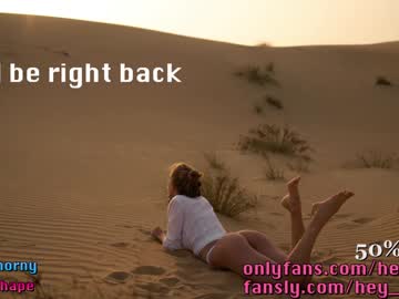 webcam girl heyhorny_cb image #3632472