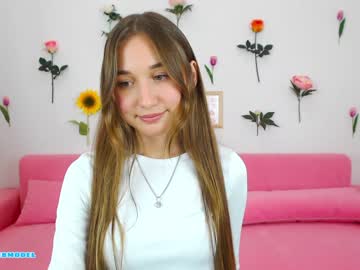 webcam girl ambertan1 image #2716927