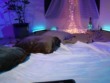webcam couple mistysnow_xo image #1692773