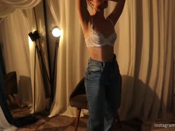 webcam girl tifalock_ image #1494237