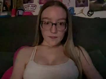 webcam girl alyssag7001 image #8987119