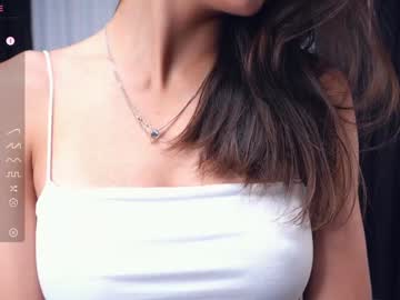 webcam girl synneeastes image #7464225
