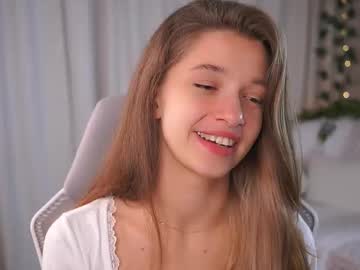 webcam girl little_poetry image #9617687