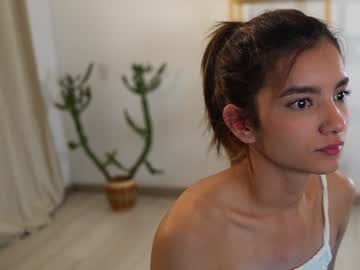 webcam girl urcutelinda image #8465416
