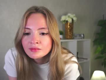 webcam girl esmeblond image #7529913