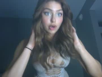 webcam girl saraellison image #6507332