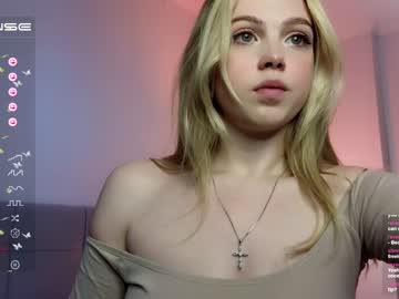 webcam girl small_blondee image #4440051