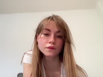 webcam girl strawberryjamx image #1631584
