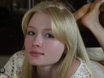 webcam girl bestblondiiecb image #7267495
