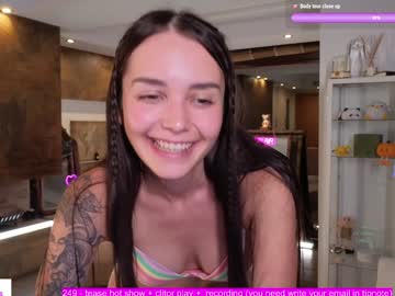 webcam girl oooops__ image #8066346