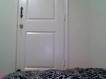 webcam girl littlefoot2002 image #7738520