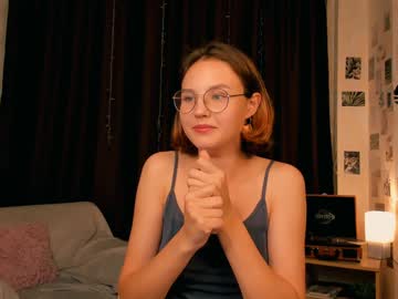 webcam girl radiant_starline image #7843324