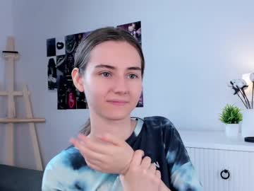 webcam girl approche_toi_petite image #7742624