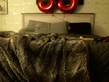 webcam couple frolicroom0687 image #6875664