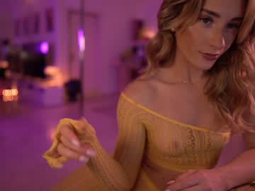 webcam girl hannahjames710 image #4410863