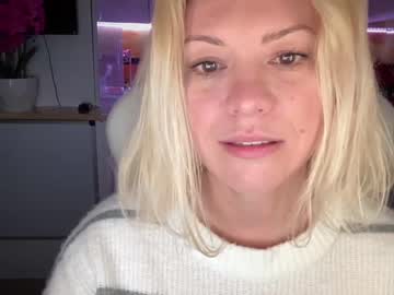 webcam girl kiradivine image #6112331