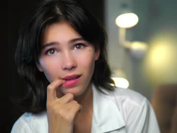 webcam girl neroliamara image #7774775