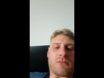 webcam man nippllecken image #8451689
