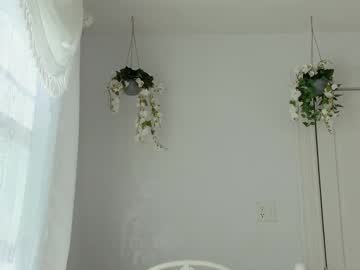 webcam girl littlegreekflower image #8844162