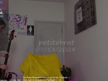 webcam girl petitebrat image #7406175