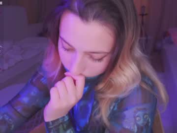 webcam girl aveksmr image #3029096
