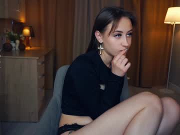 webcam girl dieraalkins image #7732127