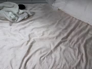 webcam girl littlegreekflower image #5737947